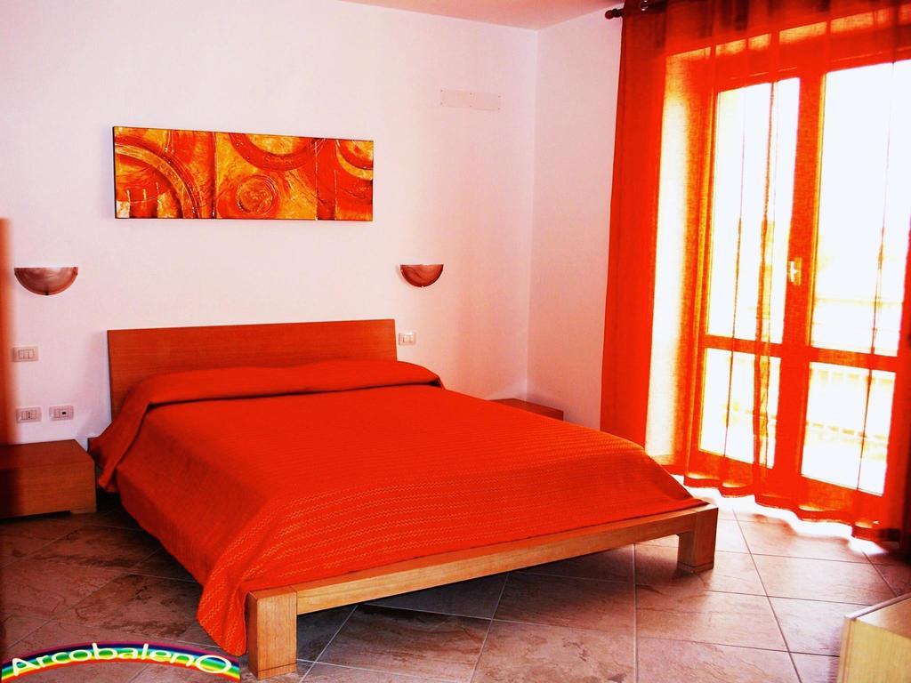 Bed and Breakfast Il Nuovo Arcobaleno Alguer Habitación foto